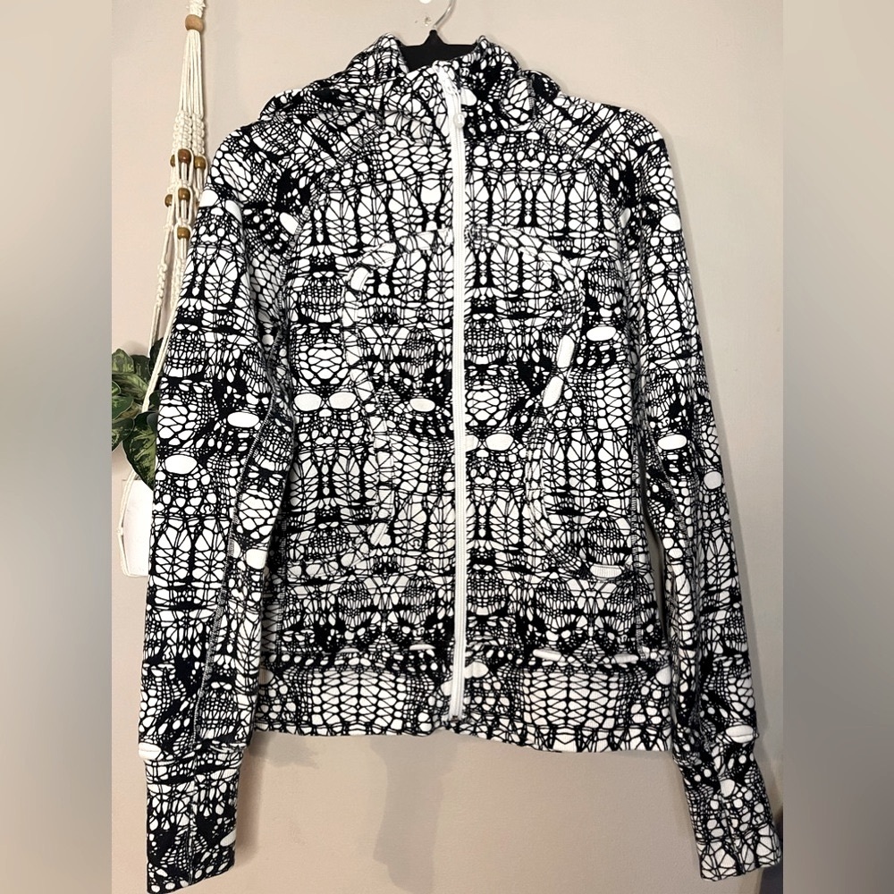 Lululemon‎ Scuba Hoodie Full Zip White Black Glacier Lace Size 8 EUC limited edt